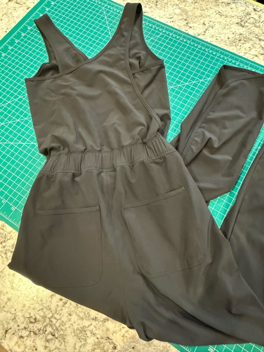 Patagonia Fleetwith Jumpsuit XS Cinch Waist Athleisure Dark Grey - Picture 9 of 14
